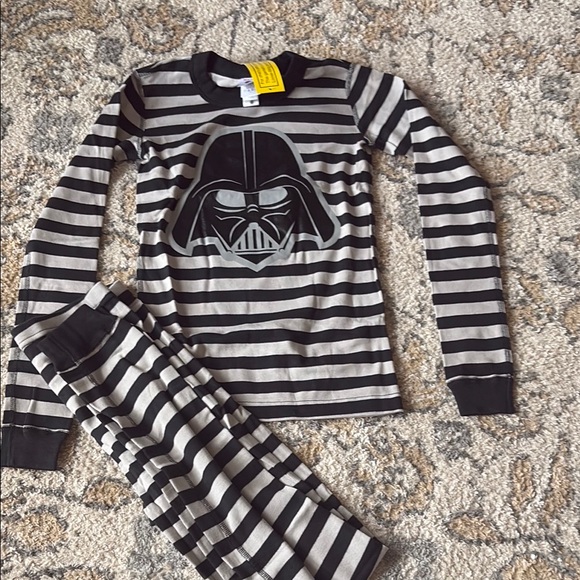 Hanna Andersson Other - NWT* Hanna Andersson* Black and Gray Striped Pajamas